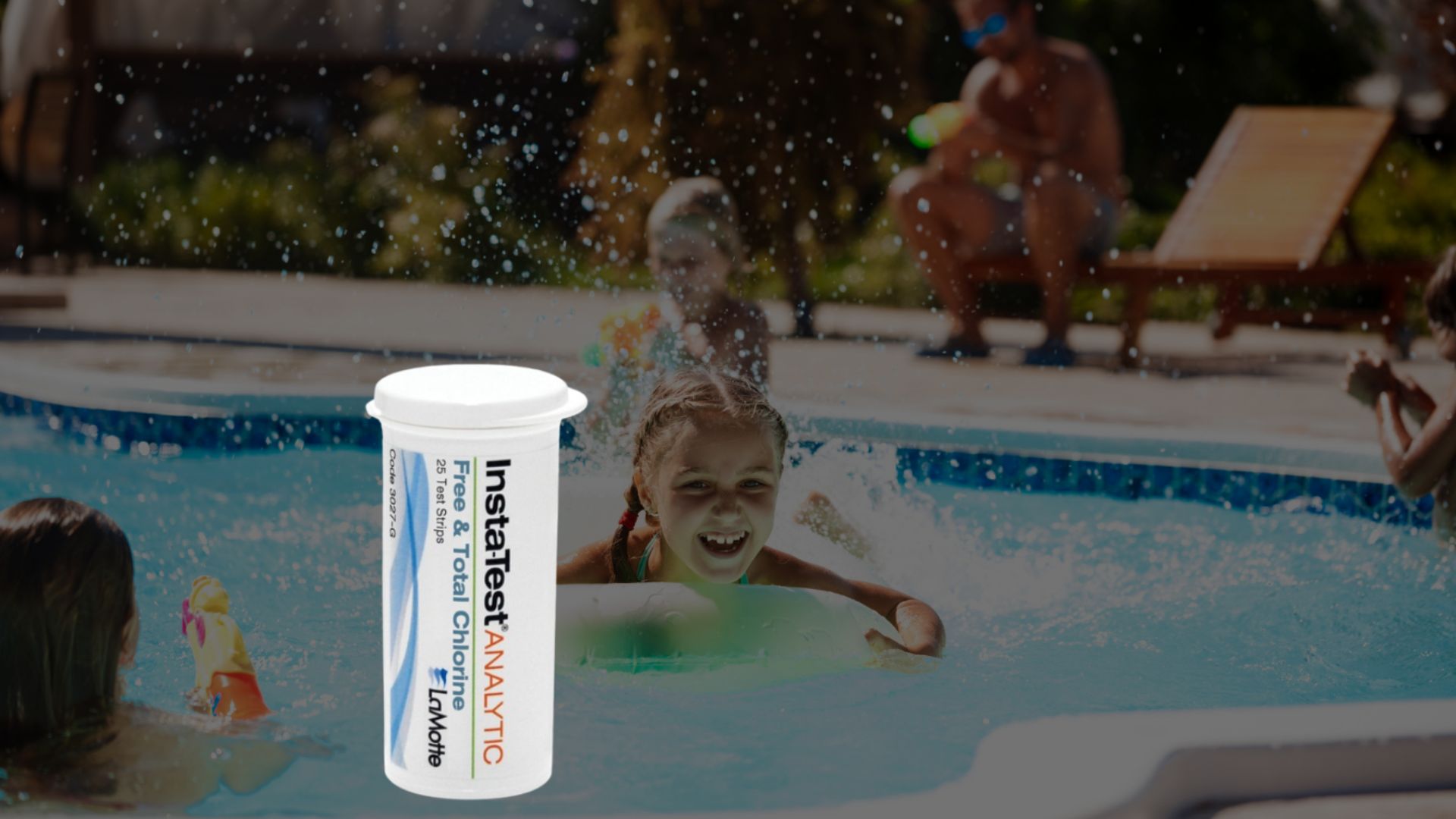 Dive into Clarity: Mastering Pool Health with Insta-TEST® Free & Total Chlorine Test Strips
