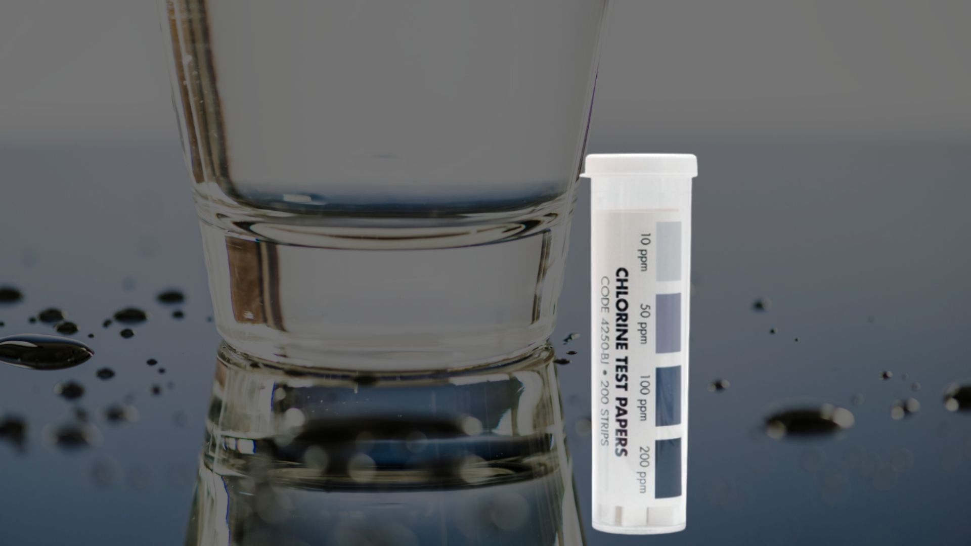 Ensuring Pool Safety: The Role of LaMotte 4250-BJ Total Chlorine Test Papers